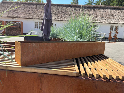 Altankasse i corten
